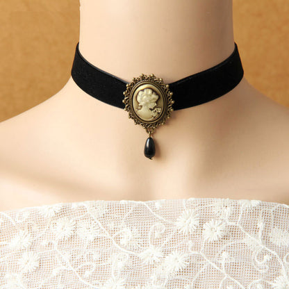 Human head choker choker