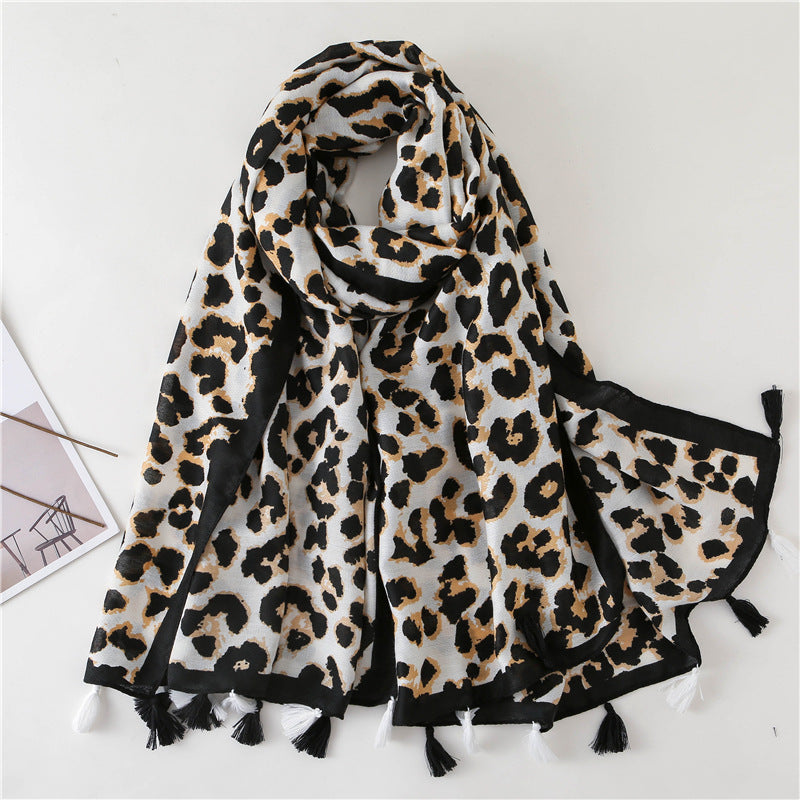 Leopard print scarf