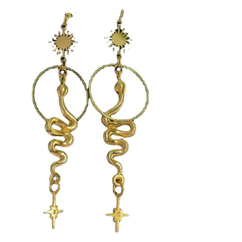 Boucles d'oreilles serpent en or cercle gothique bohème