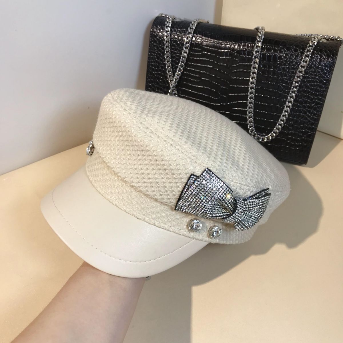 Épissage Socialite dessus plat strass arc marine chapeau femme