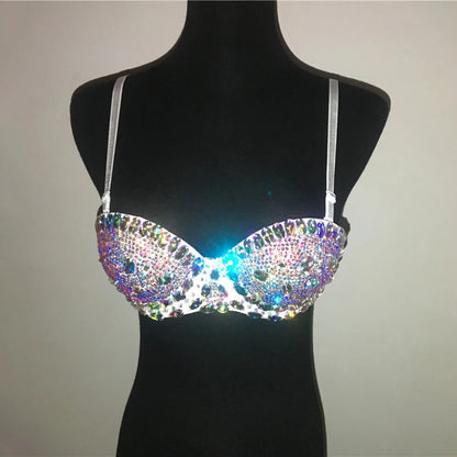 Conjunto de dos piezas brillante para mujer, sujetador Sexy con tirantes finos y gemas coloridas, Top corto, falda con borlas y lentejuelas, traje elegante para Club nocturno