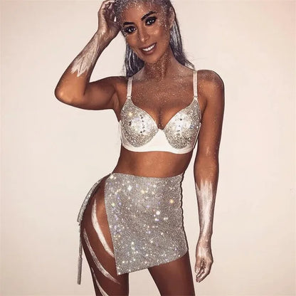 AKYZO – Mini jupe fendue en strass pour femmes, tenue de club Sexy, de luxe, en métal, paillettes, cristal, jupe de fête, or/argent, nouvelle collection 2023