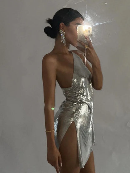 Silver Metal Sequin Summer Bodycon Dress One Shoulder Slit Sexy Mini Dress Women Y2k Fashion Shiny Punk Nightclub Party Dress