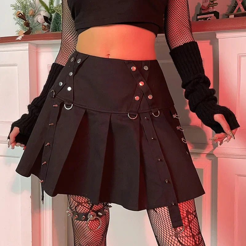 Gothic Skirt Diablo Harajuku Personality Spice Rivet Metal Buckle Streamer Low Waist A Version Short Pleated Y2k Skirts