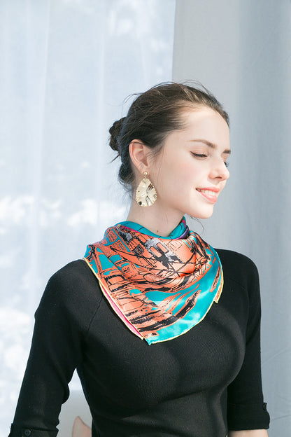 Grand foulard carré en soie bleu paon Grand foulard en soie