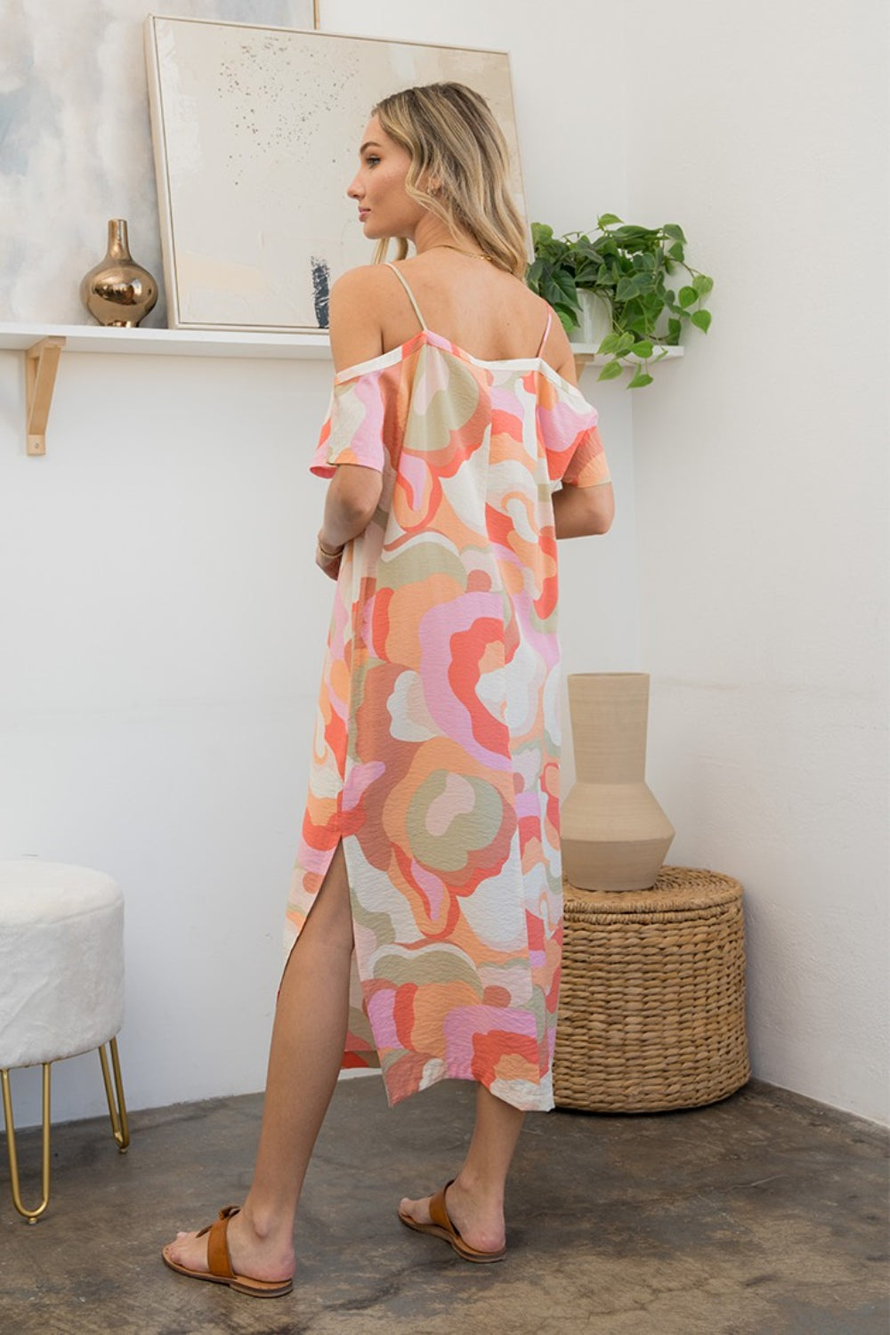 Sew In Love - Robe mi-longue imprimée à fente latérale pleine taille